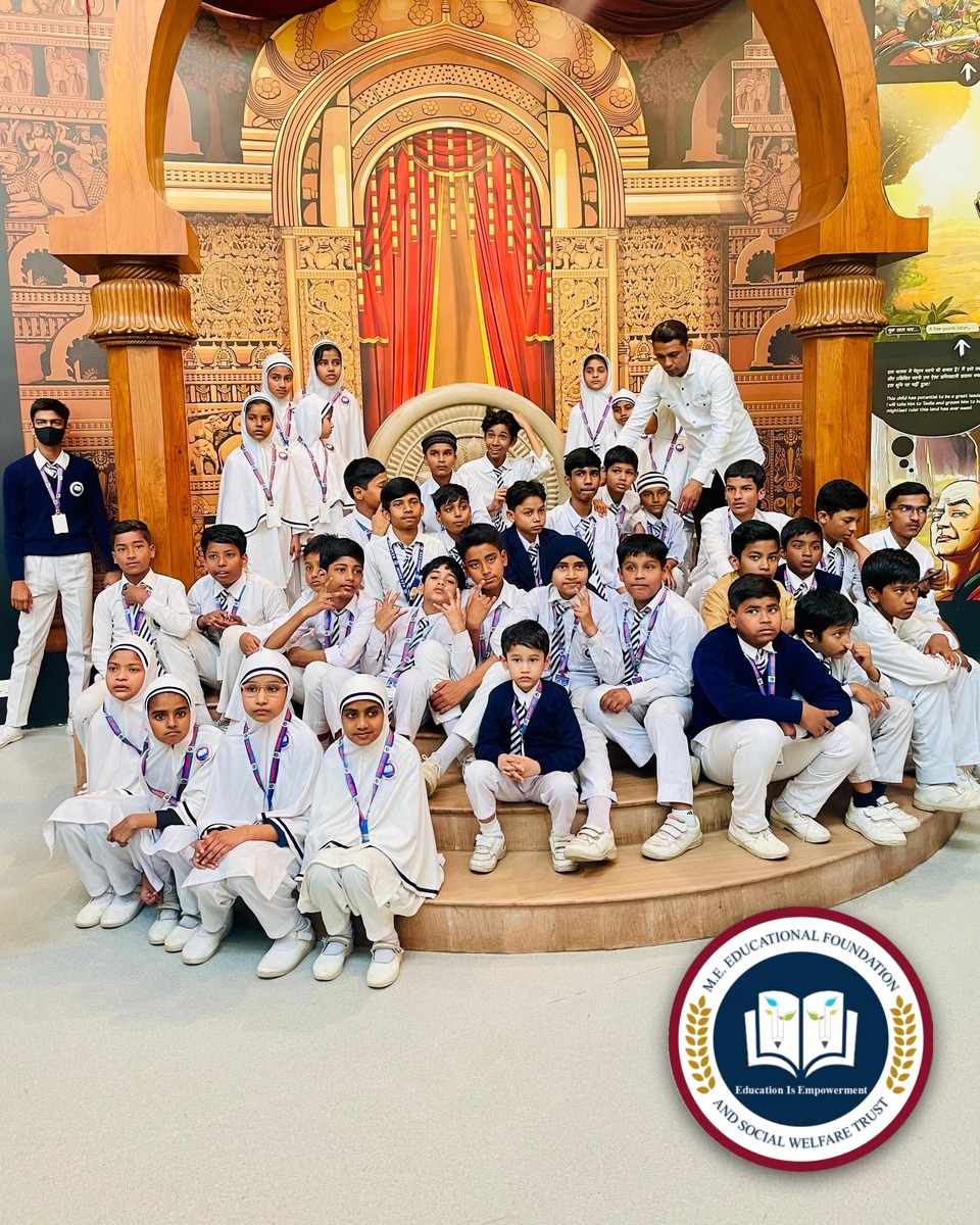 MEE Foundation students on a learning trip